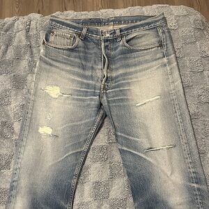 Men's Vintage Levi Light Blue Distressed Jeans